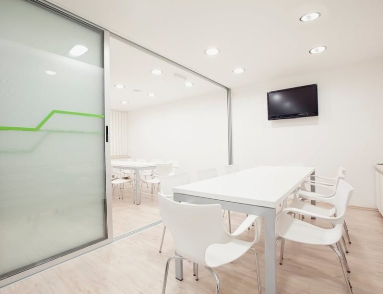 Vidraçaria Campinas Esquadrias de Alumínio em Nova Europa, Campinas